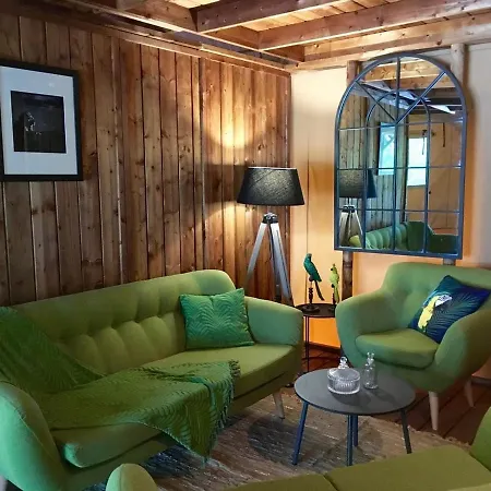 Les Lodges Du Chateau Pres La Rochelle