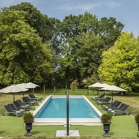 Les Lodges Du Chateau Pres La Rochelle Saint-Christophe (Charente-Maritime)